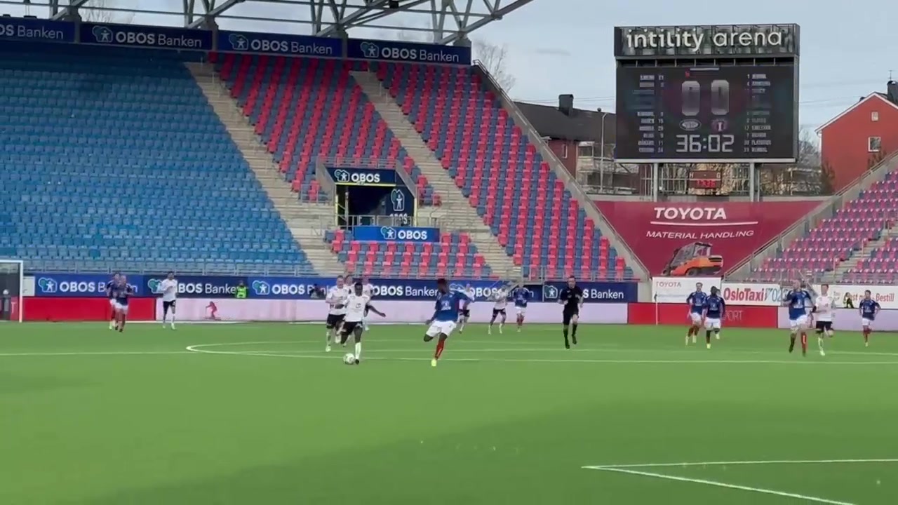 Erik Flataker 0-1 mot Vålerenga